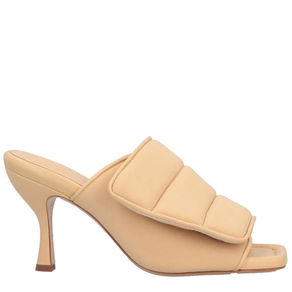 NEW GIA BORGHINI quilted padded mule pumps in butter yellow - Picture 1 of 3